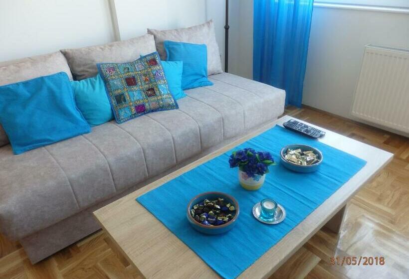 آپارتمان 1 خوابه, Apartment Erika