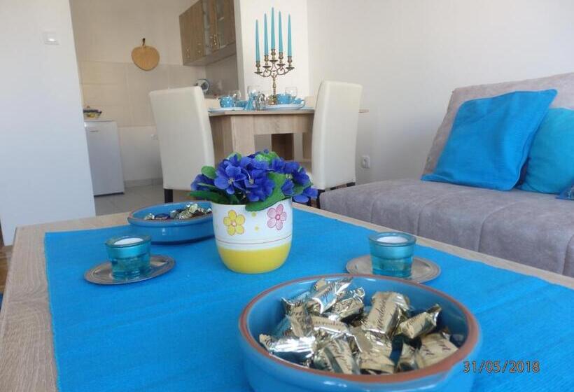 آپارتمان 1 خوابه, Apartment Erika