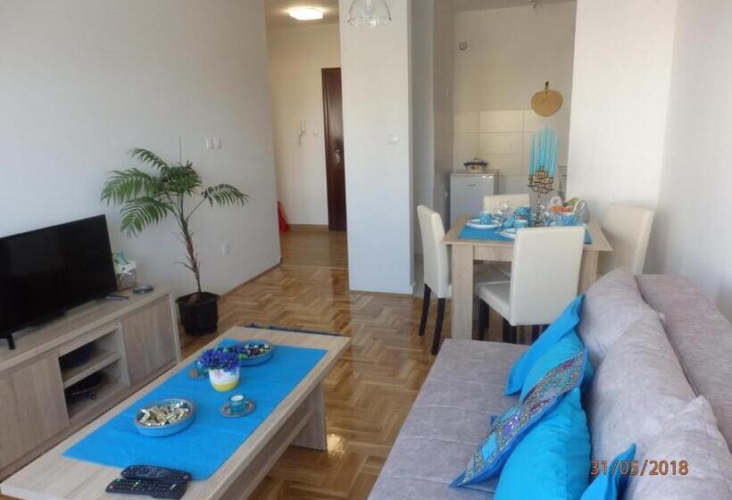 آپارتمان 1 خوابه, Apartment Erika