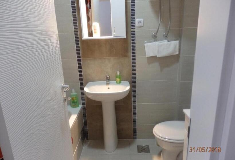 آپارتمان 1 خوابه, Apartment Erika