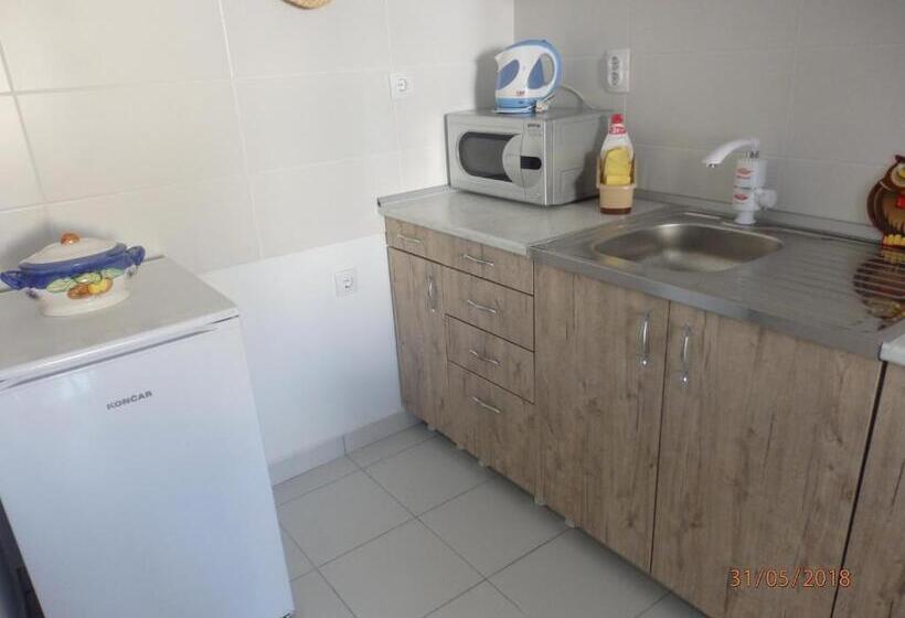 آپارتمان 1 خوابه, Apartment Erika