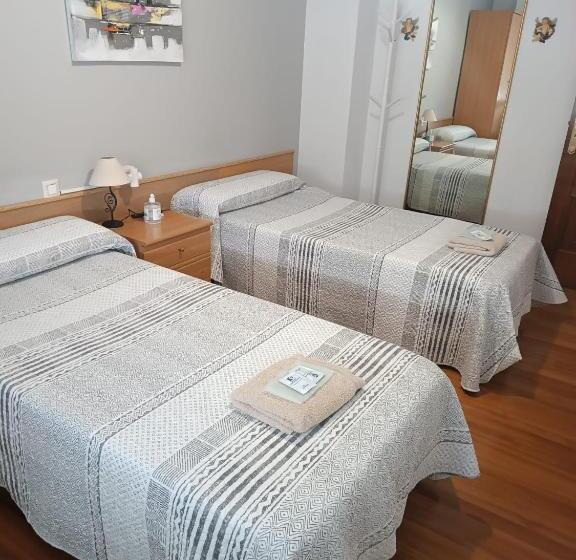 스탠다드 룸 공동 욕실, Albergue Camiño Real