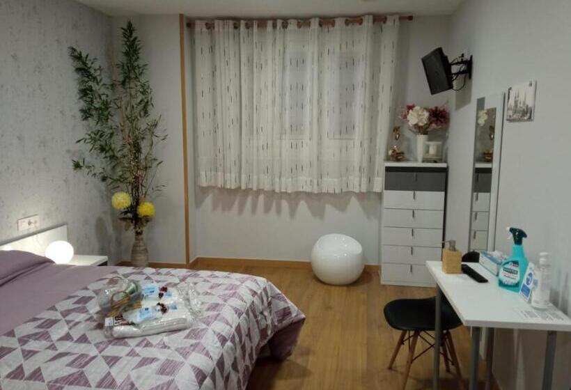 디럭스 룸, Albergue Camiño Real