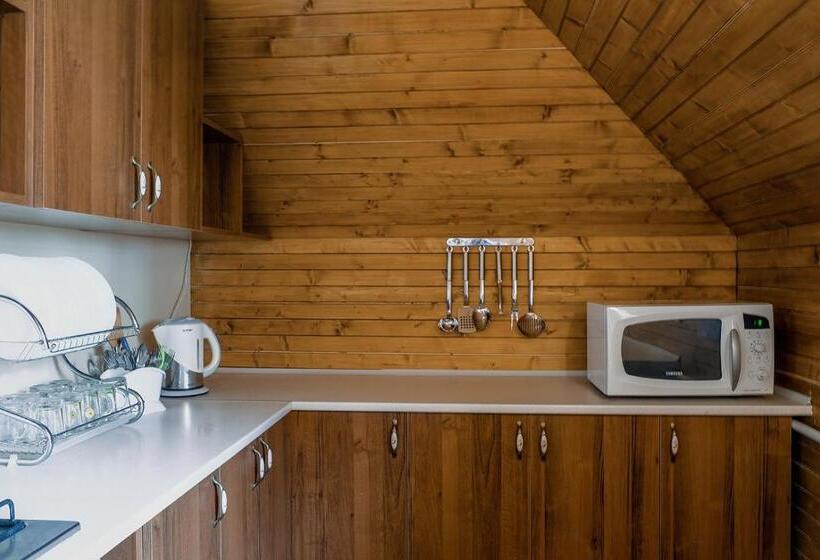 اتاق خانوادگی, гостеріяold Town