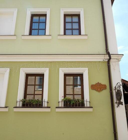 اتاق لوکس, гостеріяold Town