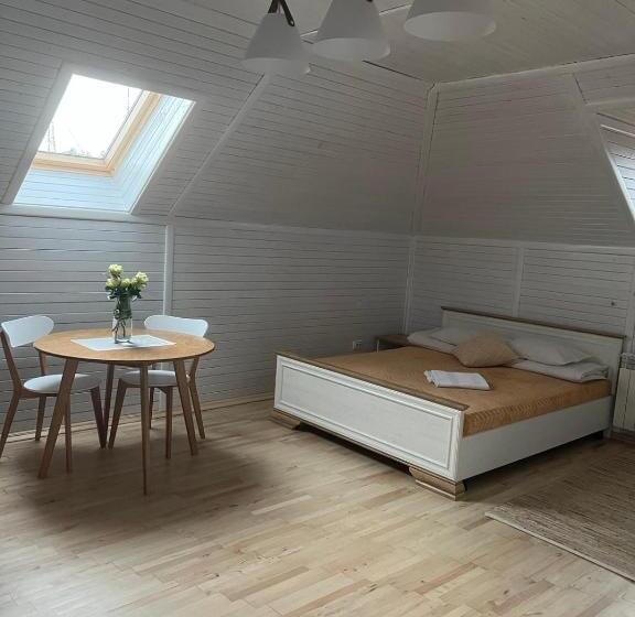 اتاق لوکس چهار تخته, гостеріяold Town