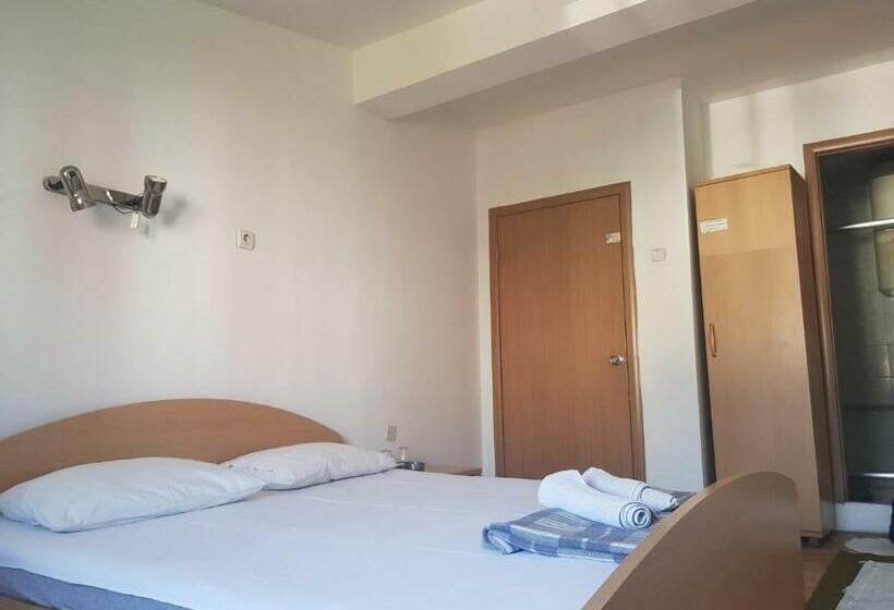 اتاق استاندارد, Hostel Mlin Balkan