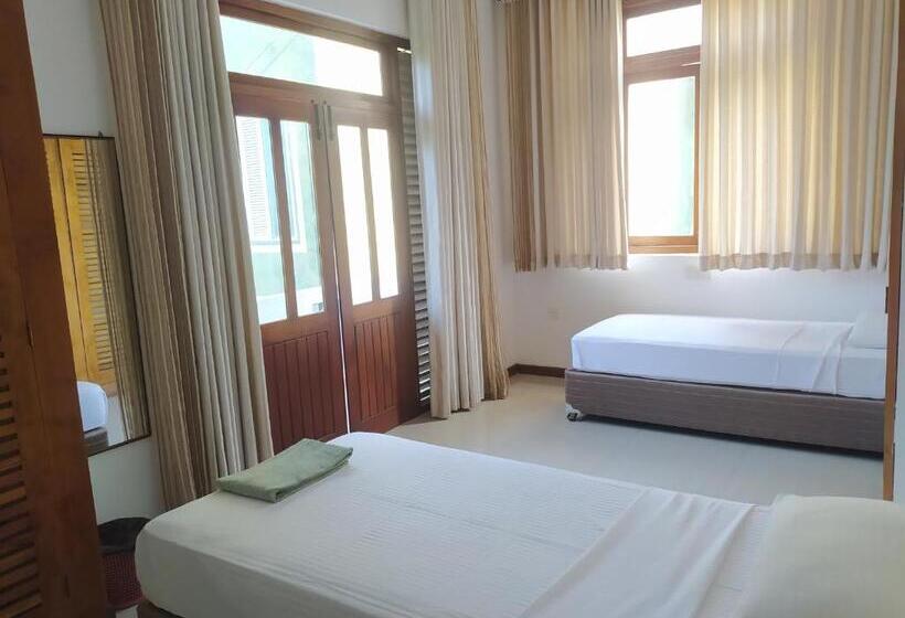 スタンダードルーム, Bentota Home Stay