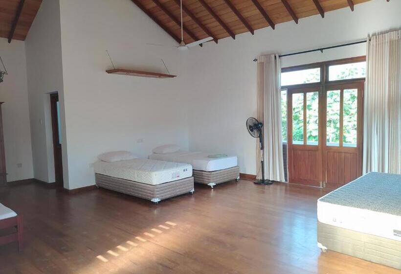 Семейный Номер, Bentota Home Stay