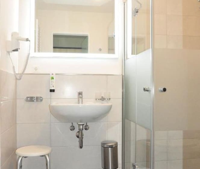Студия Стандарт, Avalon Hotel Bellevue
