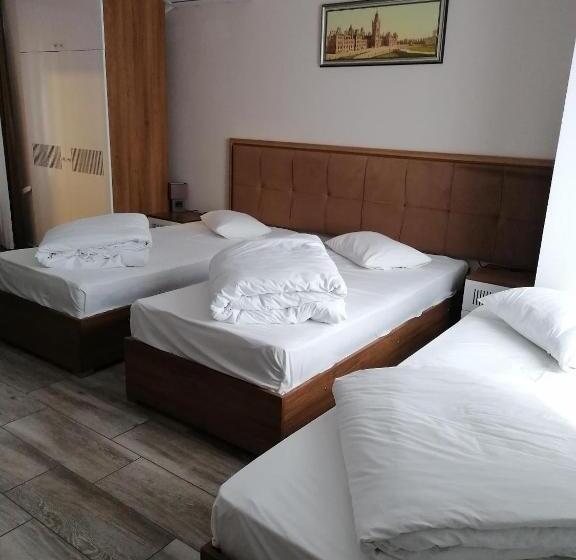 Номер Стандарт Трехместный, Eka Residence