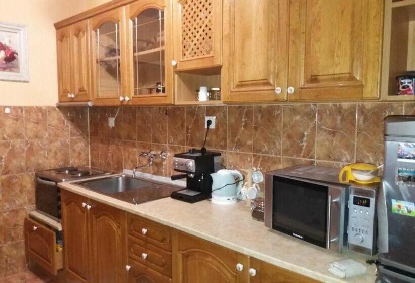 آپارتمان 2 خوابه, стаи за гости анхиало