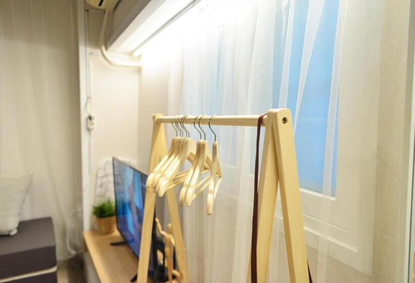 Quarto Familiar, Yeonnam Minbak