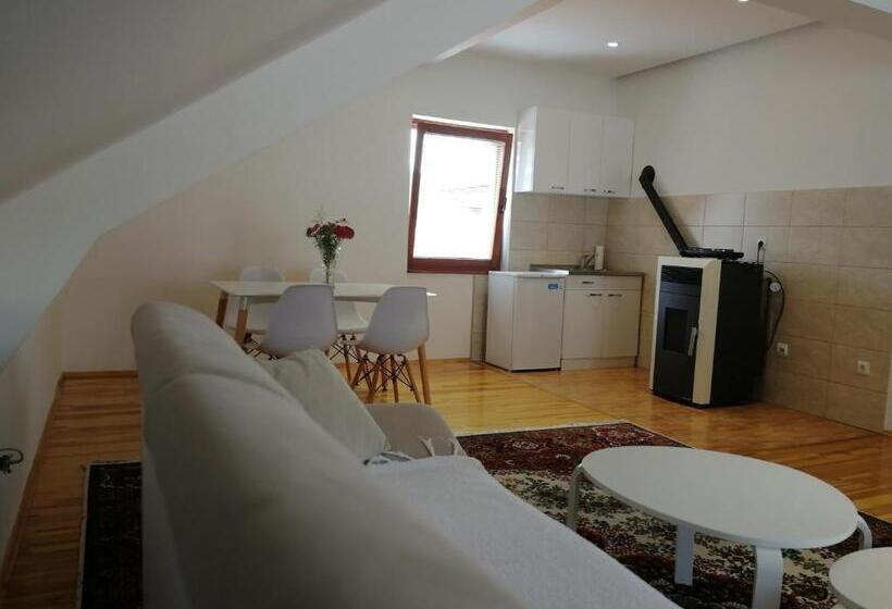 سوییت, Apartman Baron