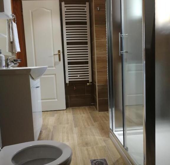 سوییت, Apartman Baron