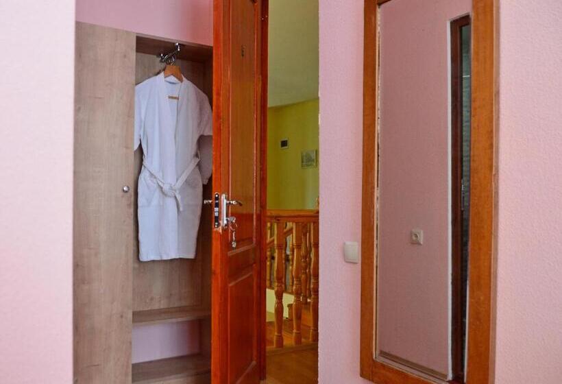 اتاق لوکس, Boutique Hotel Eco House Tbilisi