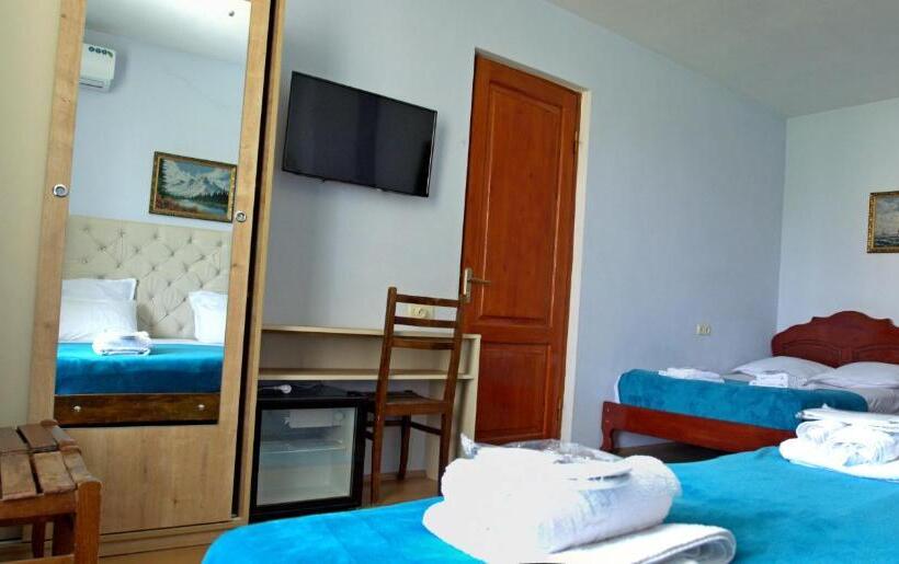 اتاق خانوادگی با چشمانداز باغ, Boutique Hotel Eco House Tbilisi