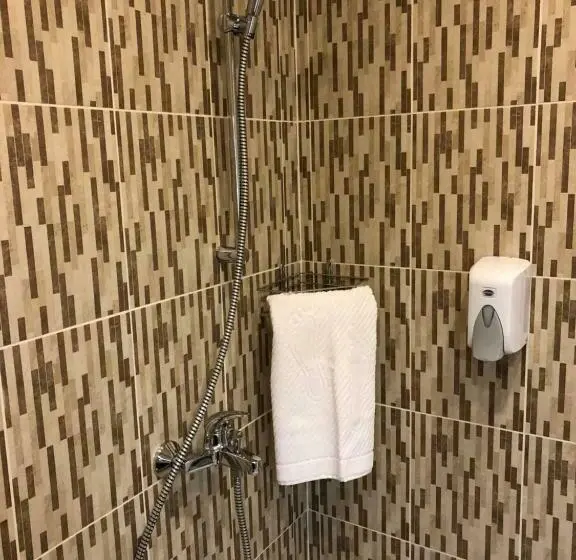 اتاق لوکس, Gile Guest House