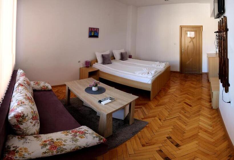 패밀리 룸, Gile Guest House
