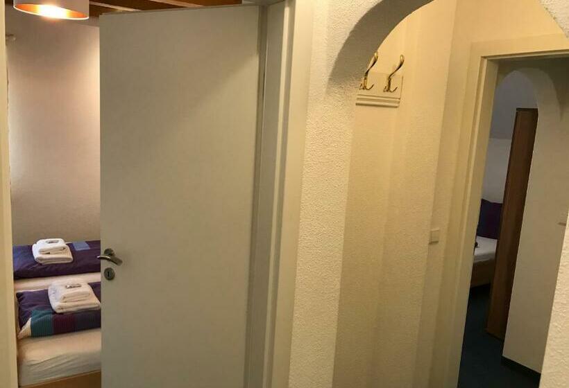 Семейный Номер, Gästehaus Elzblick