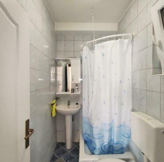 استودیو استاندارد با بالکن, Guest House Violet