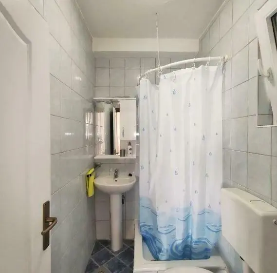 استودیو استاندارد با بالکن, Guest House Violet