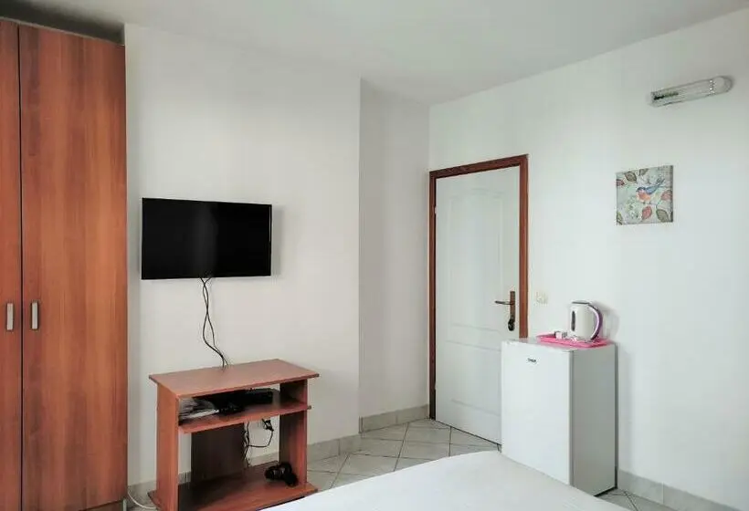 استودیو استاندارد با بالکن, Guest House Violet