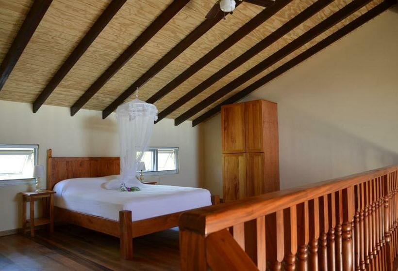 2 Bedrooms Suite Sea View, Kaye Coco