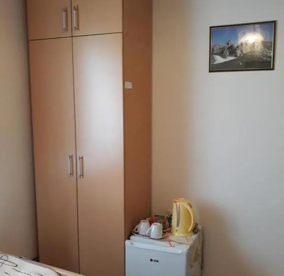 اتاق استاندارد با چشم‌انداز, Rooms Skorpijon