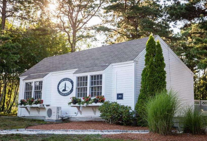 كابينة, The Club At New Seabury