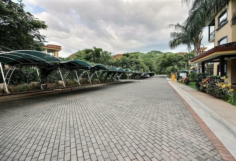 Апартаменты 2 Спальни, The Oaks 88 Tamarindo