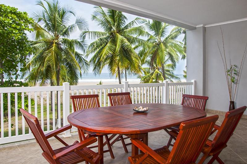 شقة سوبيريور غرفتين, The Palms Ocean Club Resort