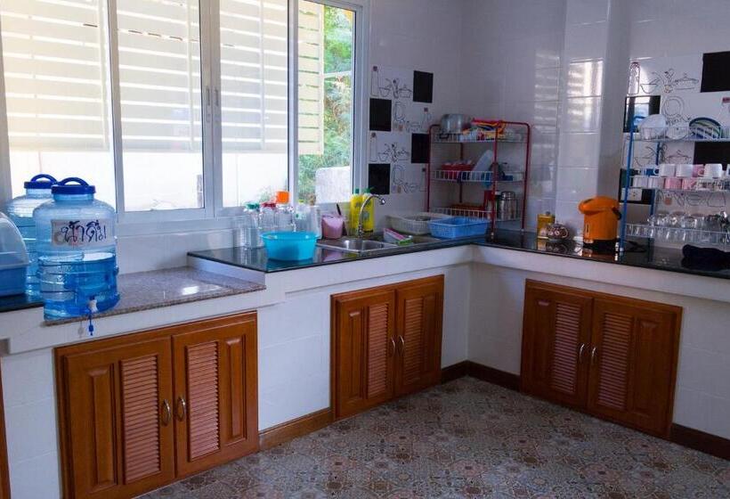 Номер Basic, Rak Ban Kerd House
