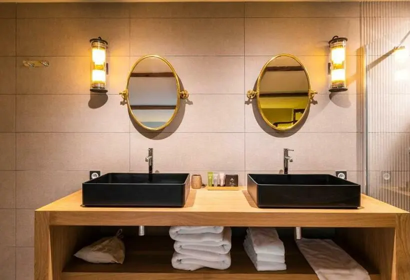 デラックスジュニアスイート, Clos Castel Villas Spa