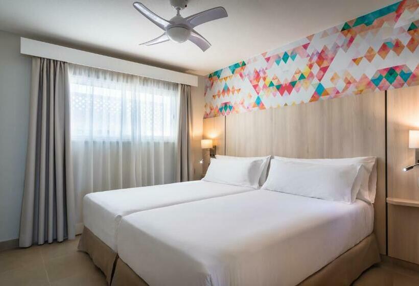 شقة غرفة واحدة, Allegro Isora