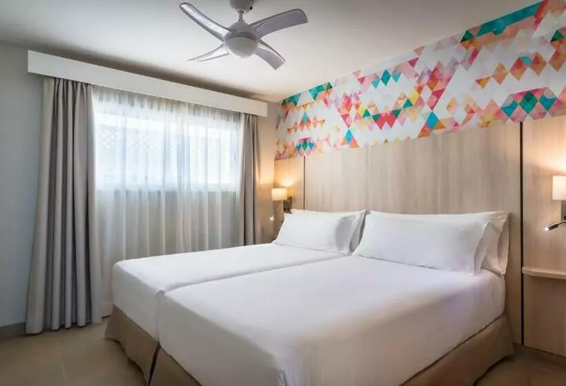 آپارتمان 1 خوابه با چشمانداز دریا, Servatur Isora Suites