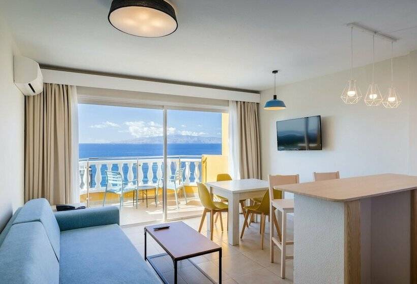 海の見える１ベッドルームアパートメント, Allegro Isora