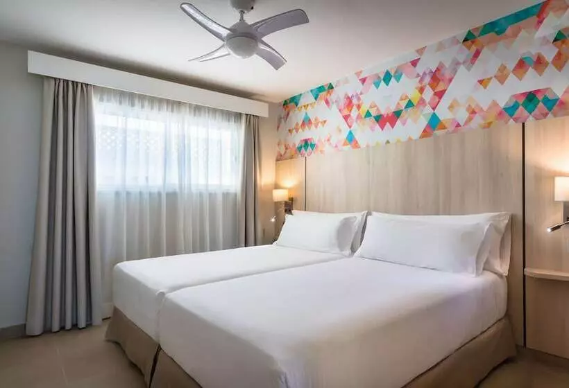 آپارتمان 1 خوابه با چشمانداز دریا, Servatur Isora Suites