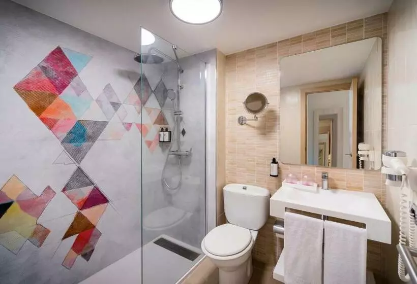 آپارتمان 1 خوابه با چشمانداز استخر, Servatur Isora Suites