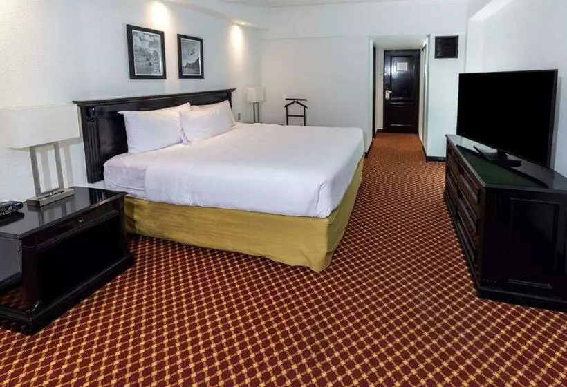 キングサイズベッドのスタンダードルーム, Clarion Hotel Real Tegucigalpa