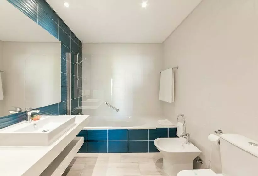 2 Bedroom Premium Apartment, Clube Albufeira Garden Village