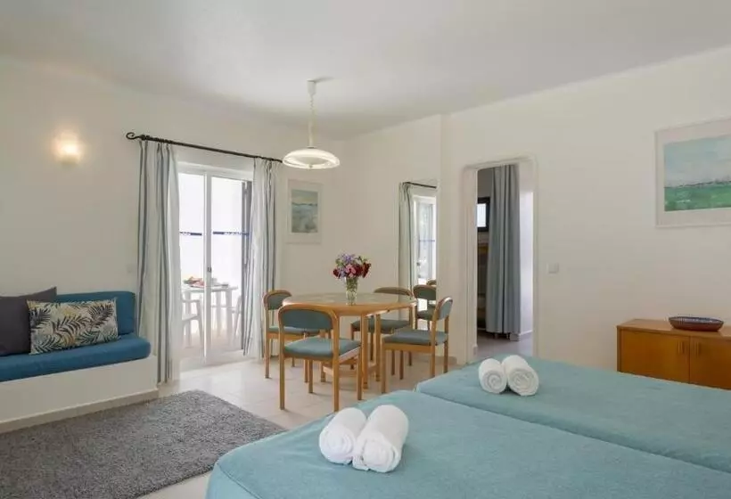 استودیوی استاندارد, Clube Albufeira Garden Village