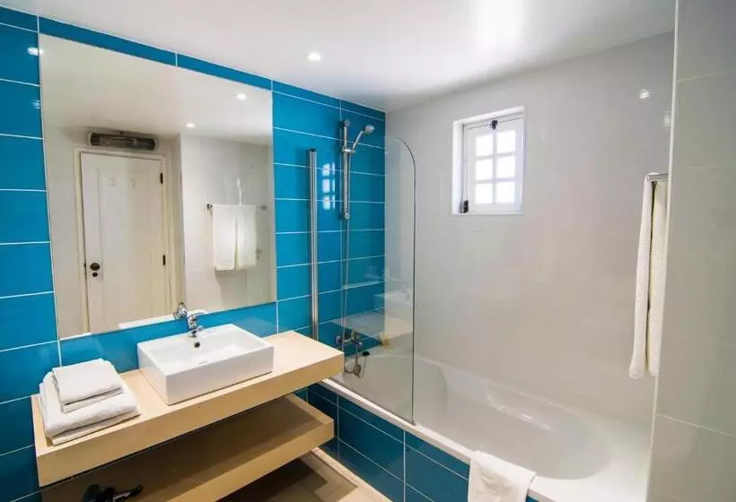 استودیوی استاندارد, Clube Albufeira Garden Village