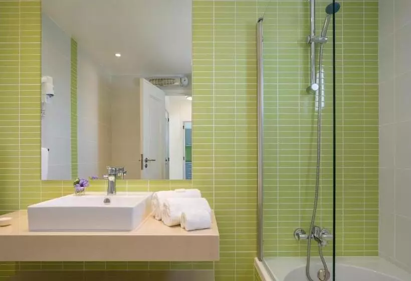 استودیوی استاندارد, Clube Albufeira Garden Village