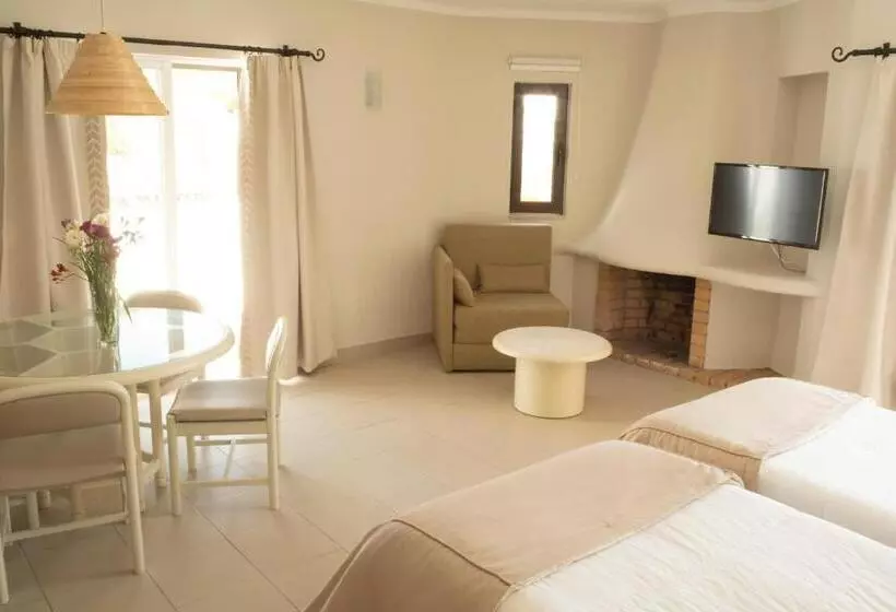 استودیوی پریمیوم, Clube Albufeira Garden Village