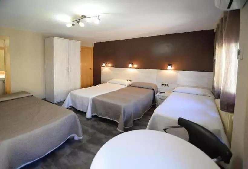 اتاق استاندارد چهار تخته, Hostal Palacete De Los Arcedianos