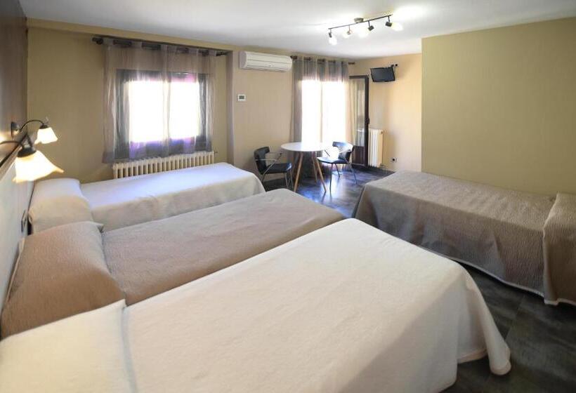 スタンダード４人部屋, Hostal Palacete De Los Arcedianos