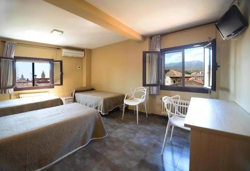 اتاق استاندارد سه نفره, Hostal Palacete De Los Arcedianos