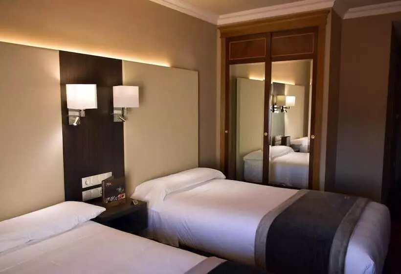 Quarto standart com varanda, Armiñe