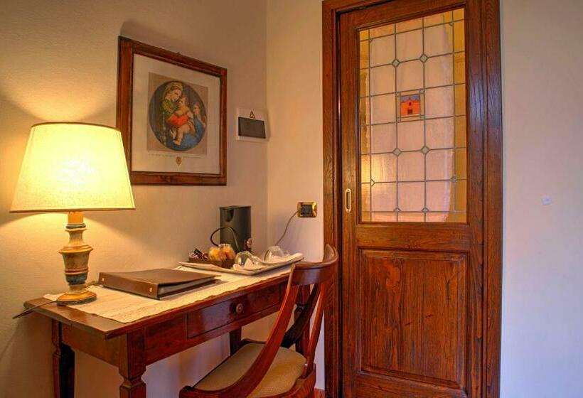 Номер Стандарт, Borgo Grondaie